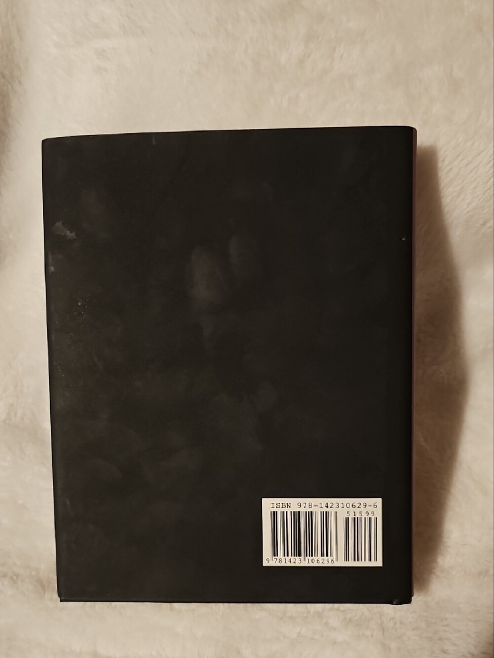 Disney 4 Book Bundle Hardcover. - Picture 5 of 9